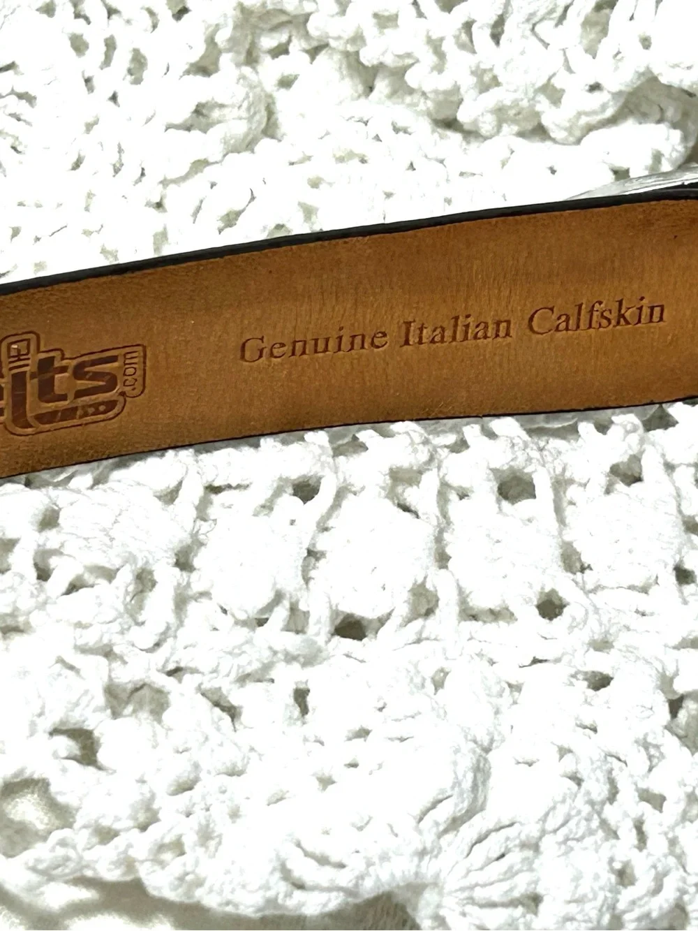Men’s Brown Croc-Embossed Calf Leather Belt with Silver tone Buckle  Size 44